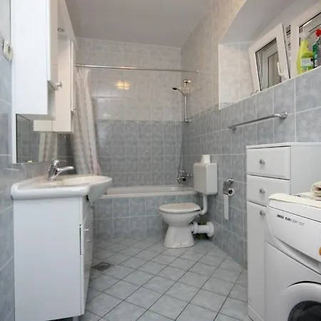 By The Sea Sutomiscica, Ugljan - 8474 Appartement *