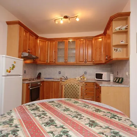 Appartement By The Sea Sutomiscica, Ugljan - 8474 Sutomiscica
