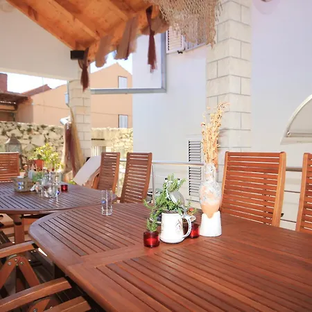 By The Sea Sutomiscica, Ugljan - 8474 Appartement *